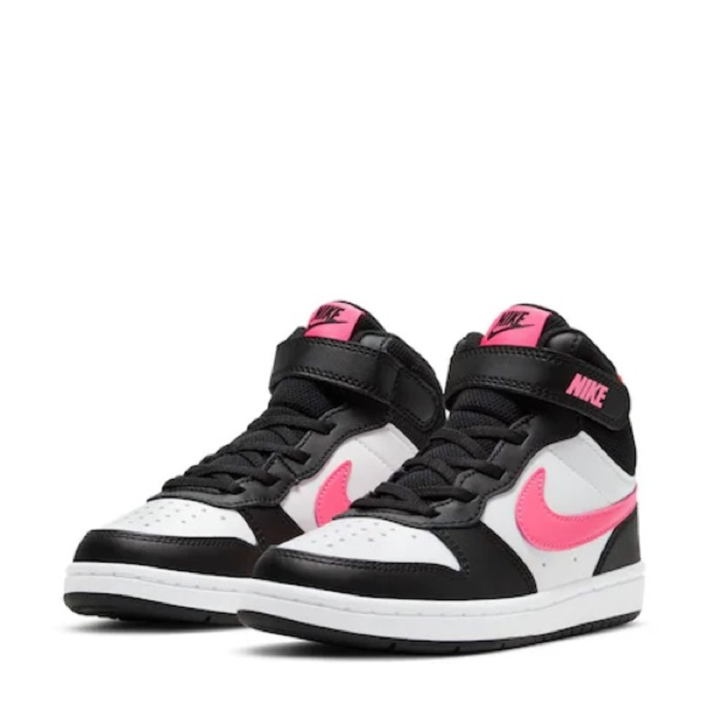 girls preppy pink jordans!
